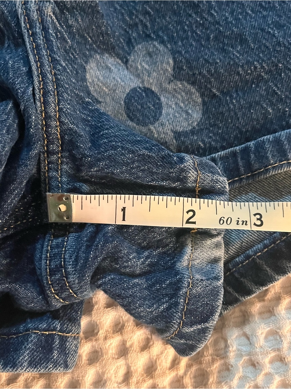 Wrangler mid-rise vintage Floral Denim Shorts - Picture 14 of 14